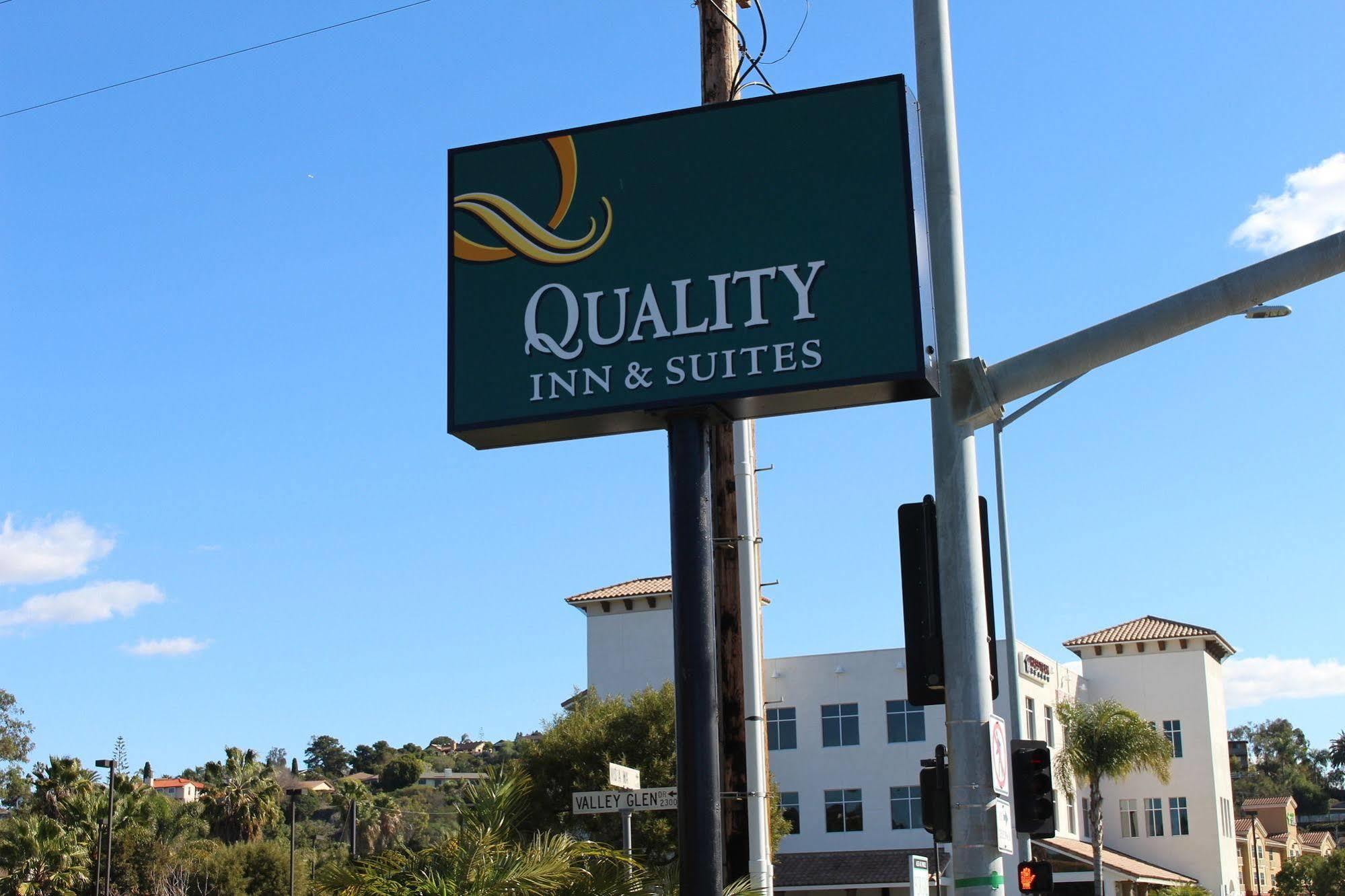 Quality Inn & Suites Oceanside Near Camp Pendleton Exterior photo